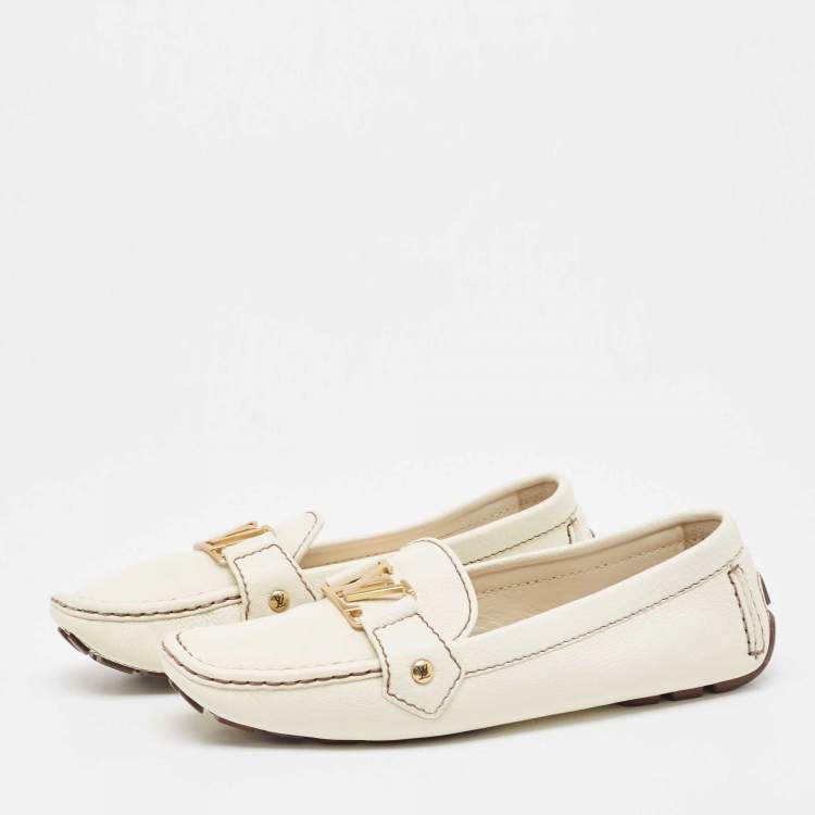 Pre Owned Louis Vuitton Cream Leather Monte Carlo  Loafers Size 38.5