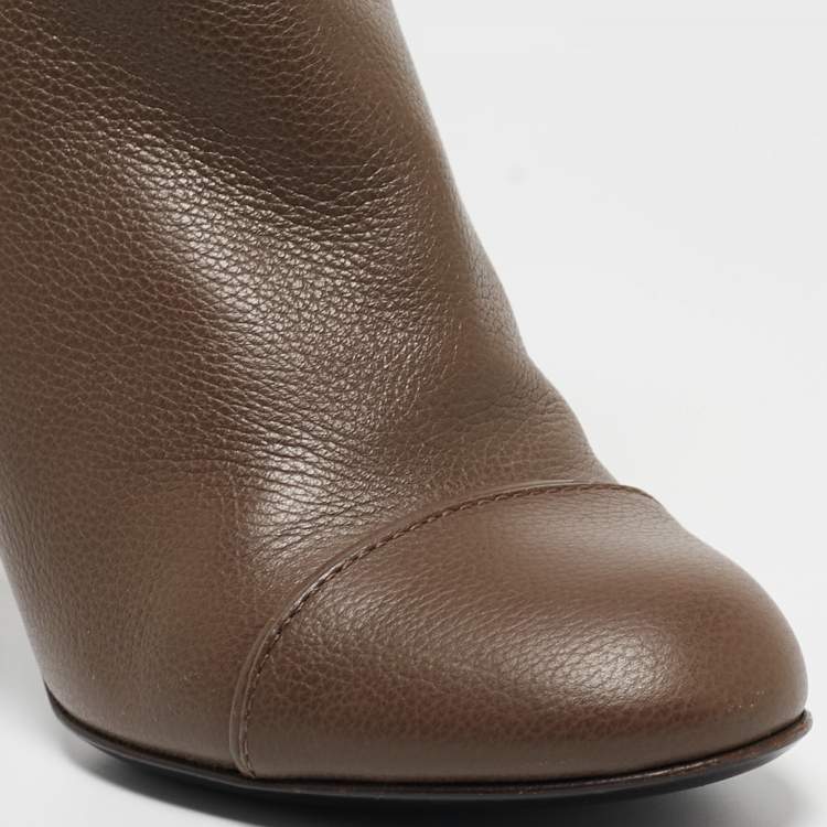 Pre Owned Louis Vuitton Brown Leather Ankle  Boots Size 38