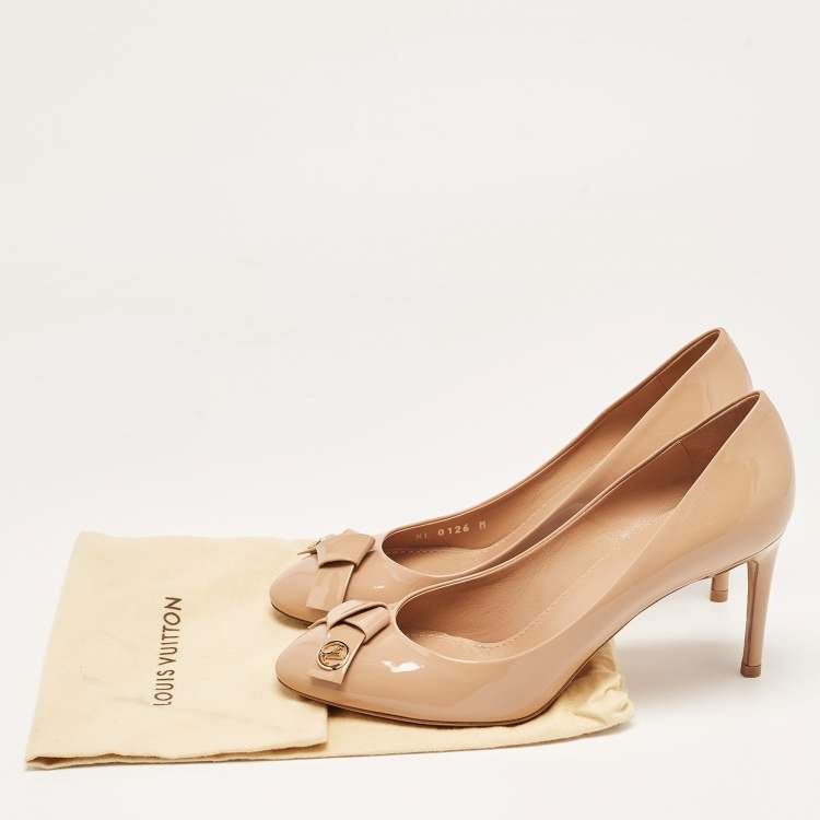 Pre Owned Louis Vuitton Beige Patent Fiance Pumps Size 37.5