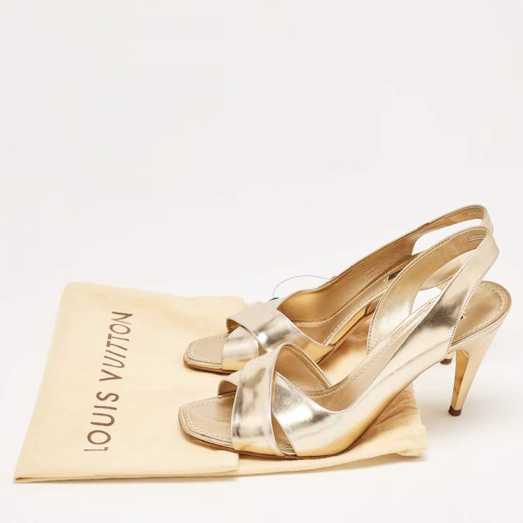 Pre Owned Louis Vuitton Gold Leather Slingback Sandals Size 36.5