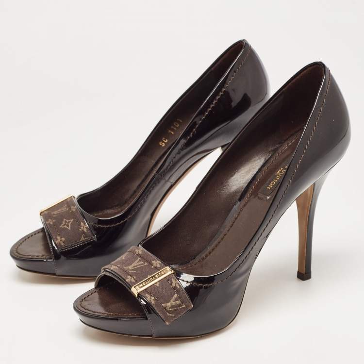 Pre Owned Louis Vuitton Dark Burgundy Patent Leather Open Toe Pumps Size 37.5