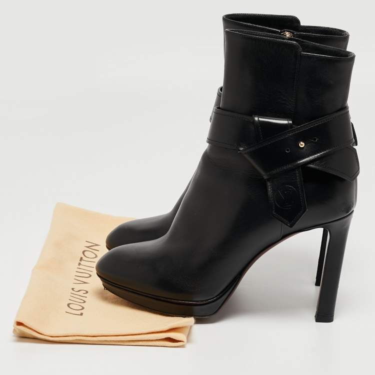 Pre Owned Louis Vuitton Black Leather Platform Ankle Booties Size 37
