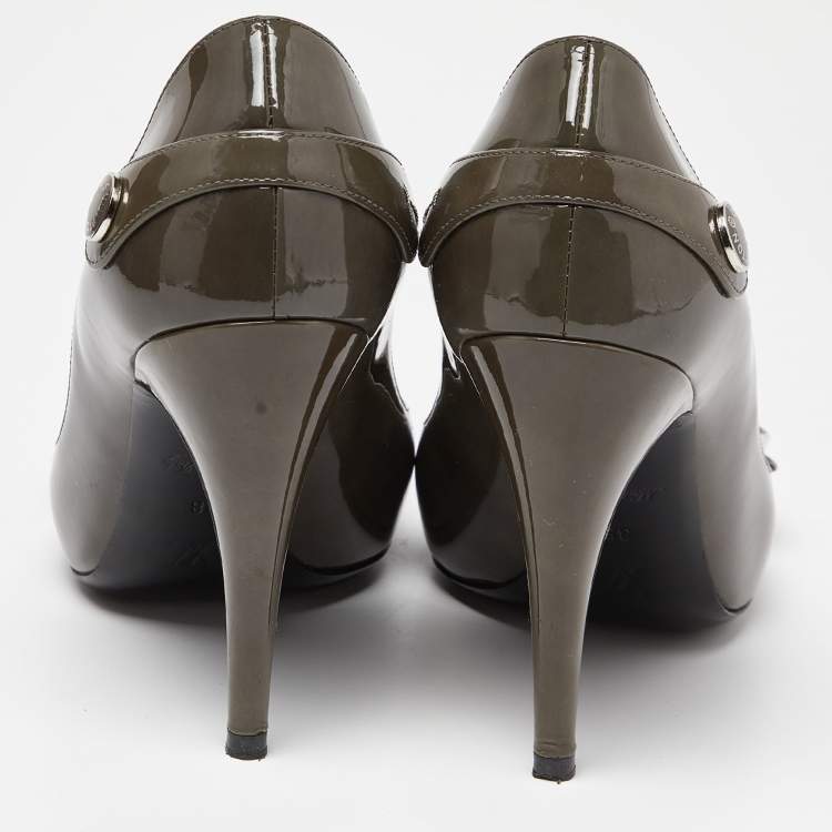 Pre Owned Louis Vuitton Grey Patent Leather Pumps Size 38