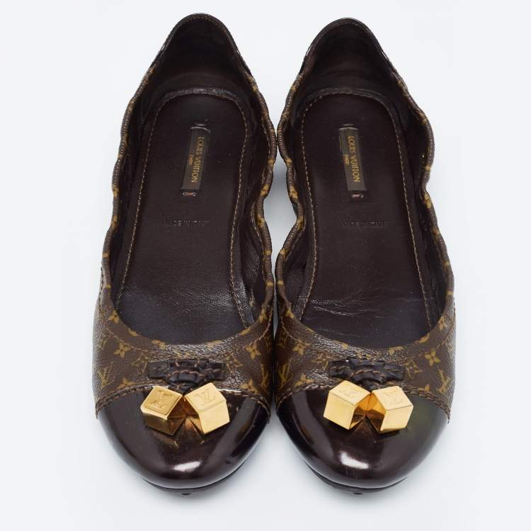 Pre Owned Louis Vuitton Brown Monogram Canvas and Patent Lovely Scrunch Ballet Flats Size 39.5