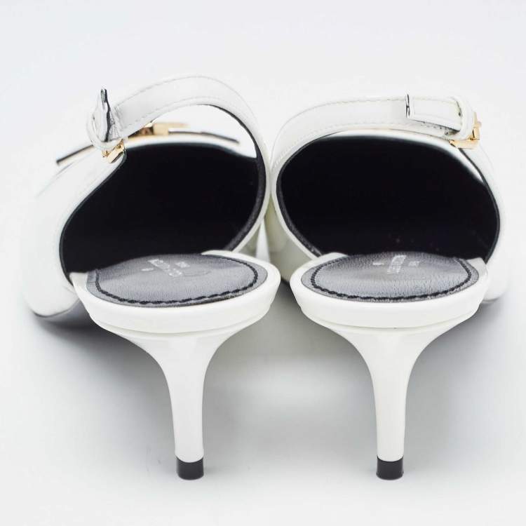 مملوكة مسبقًا Louis Vuitton White Patent Leather Insider Slingback Pump Size 39.5