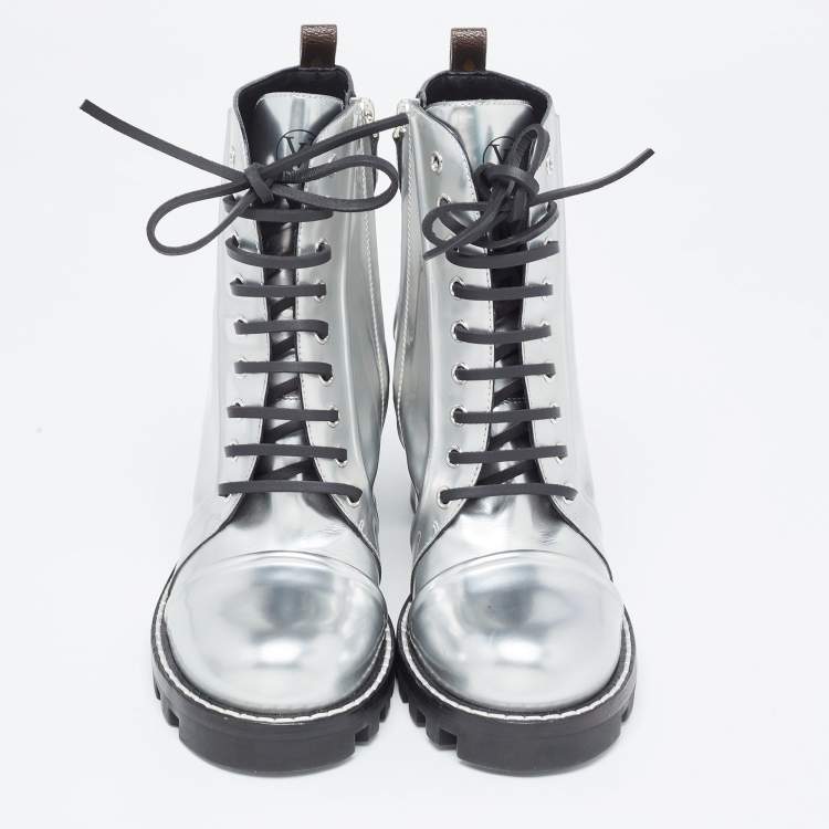 Pre Owned Louis Vuitton Silver Leather Spaceship Ankle Boots Size 40