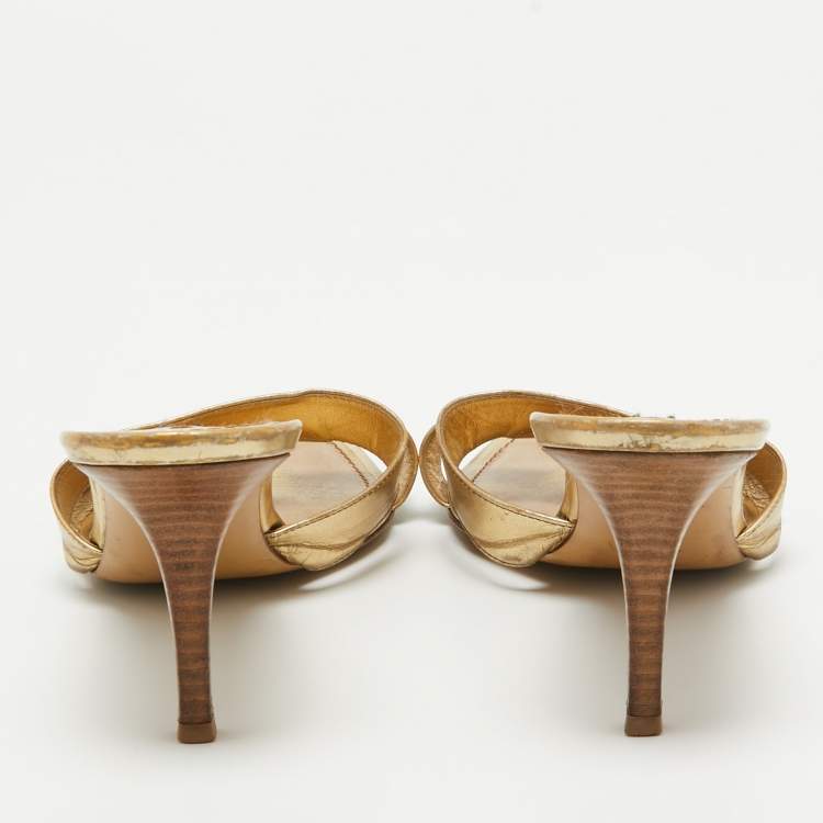Pre Owned Louis Vuitton Gold Leather Slides Sandals Size 40.5