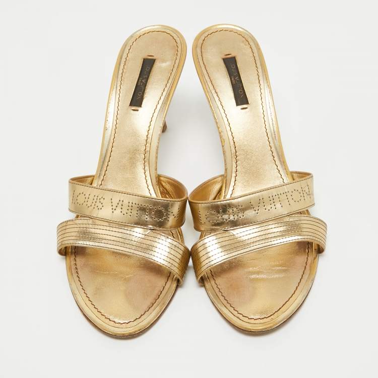 Pre Owned Louis Vuitton Gold Leather Slides Sandals Size 40.5
