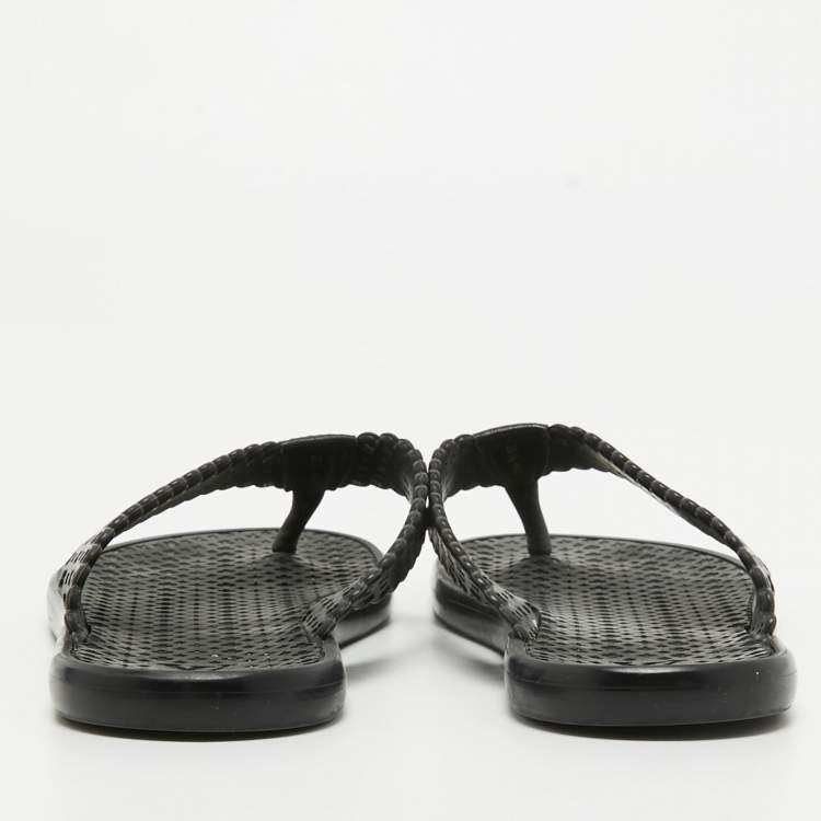 مملوكة مسبقًا Louis Vuitton Black Leather Thong Flat Sandals Size 39.5