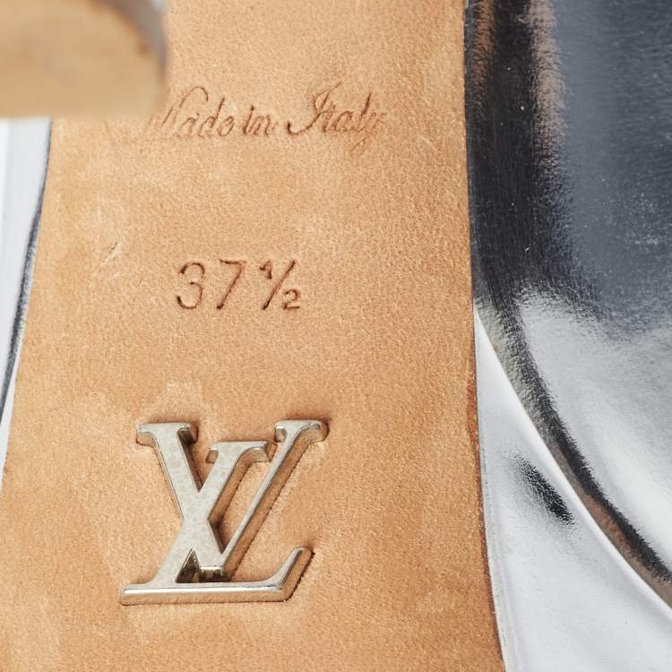 Pre Owned Louis Vuitton Silver Leather Eyeline Pumps Size 37.5