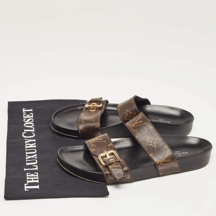 مملوكة مسبقًا Louis Vuitton Brown Monogram Canvas Bom Dia Flat Slides Size 38