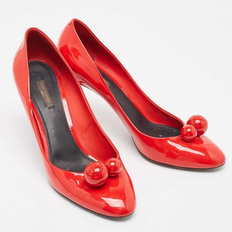 Pre Owned Louis Vuitton Red Patent Leather Betty Pumps Size 42