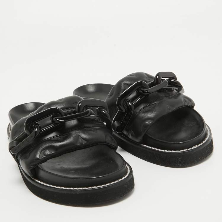 مملوكة مسبقًا Louis Vuitton Black Monogram Embossed Leather LV Sunset Slides Size 37