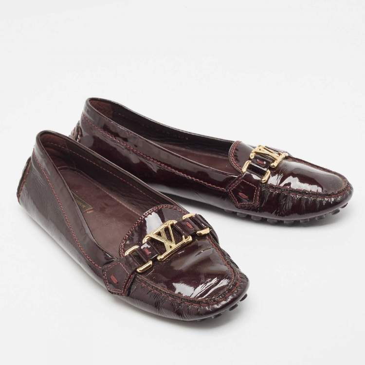 Pre Owned Louis Vuitton Burgundy Patent Leather Oxford Loafers Size 39