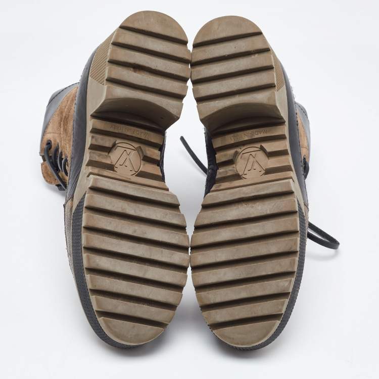 Pre Owned Louis Vuitton Beige Monogram Canvas and Suede Laureate Desert Boots Size 36