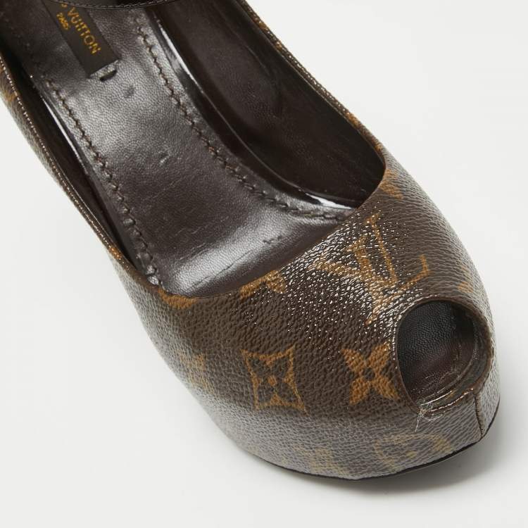 Pre Owned Louis Vuitton Monogram Canvas Fetish Vanity Platform Pumps 37.5