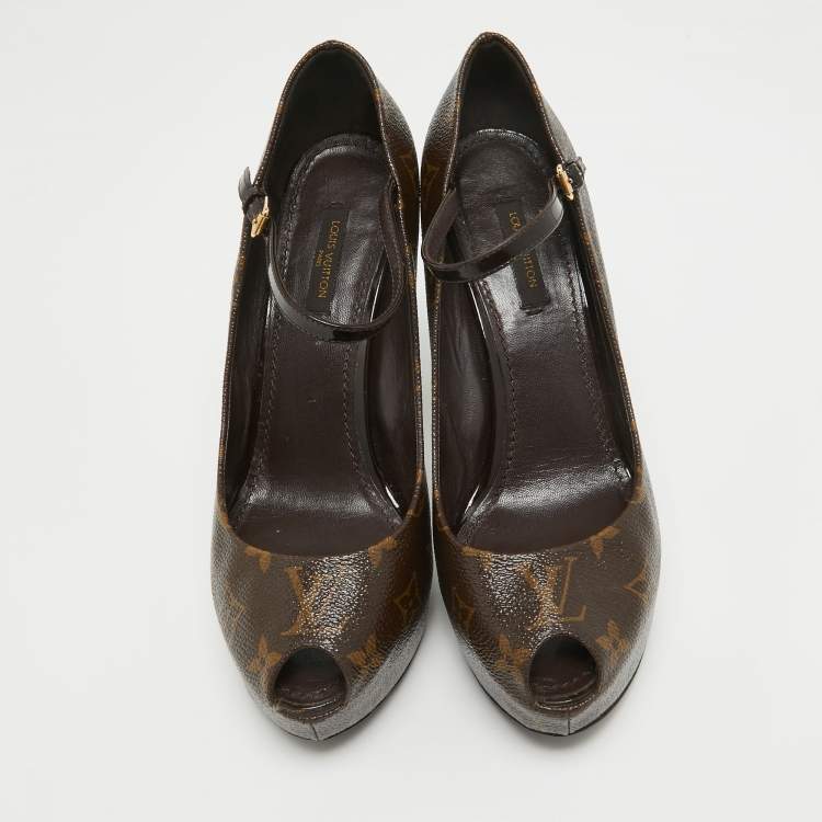 Pre Owned Louis Vuitton Monogram Canvas Fetish Vanity Platform Pumps 37.5