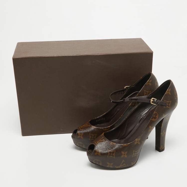 Pre Owned Louis Vuitton Monogram Canvas Fetish Vanity Platform Pumps 37.5