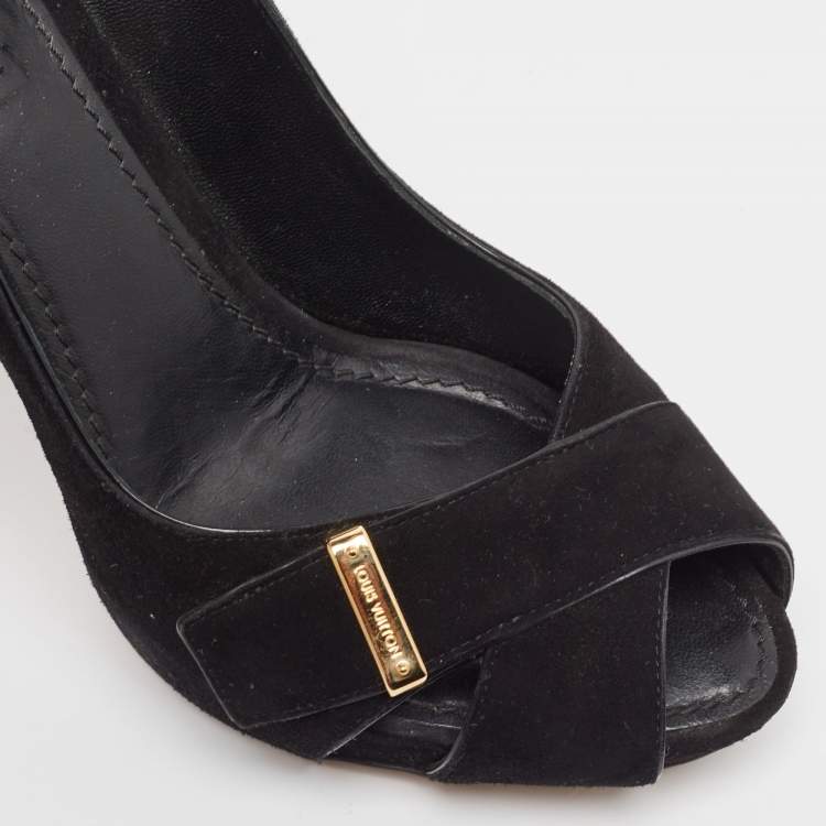 Pre Owned Louis Vuitton Black Suede Passy Pumps Size 39