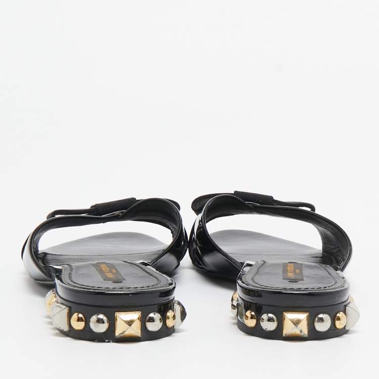 Pre Owned Louis Vuitton Black Patent Leather Bow Studded Flat Slides Size 39