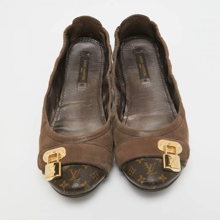 مملوكة مسبقًا Louis Vuitton Brown Glitter Nubuck and Monogram Canvas Lucky Ballet Flats Size 36.5