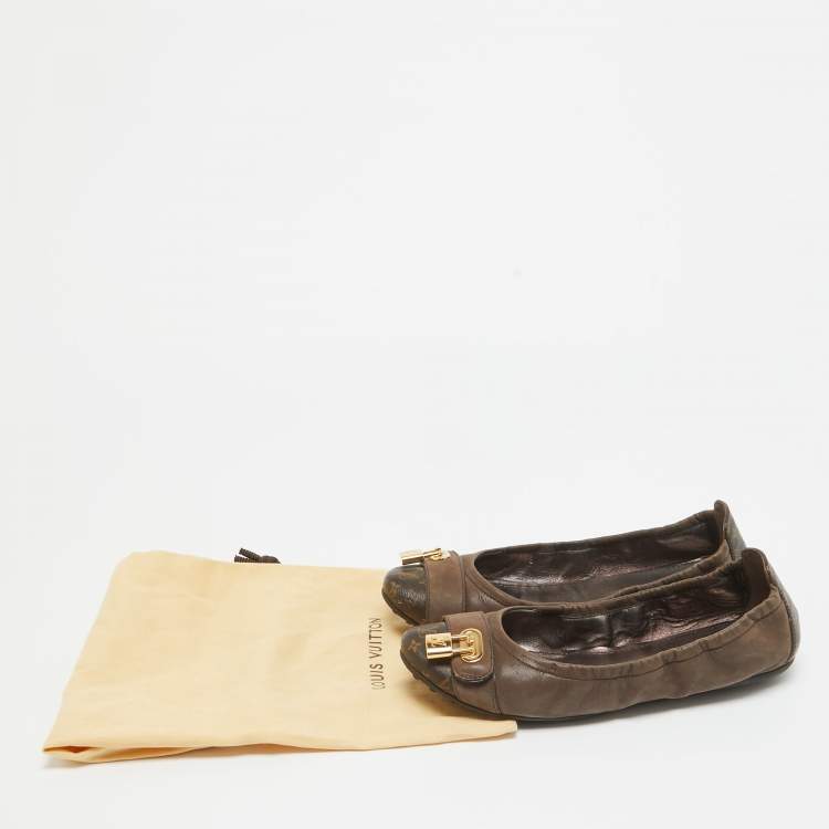 مملوكة مسبقًا Louis Vuitton Brown Glitter Nubuck and Monogram Canvas Lucky Ballet Flats Size 36.5