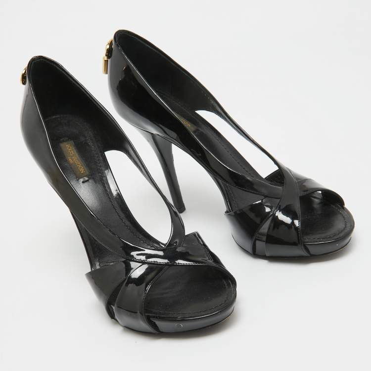 Pre Owned Louis Vuitton Black Patent Lock It Cutout Peep Toe Pumps Size 39