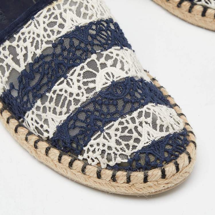 Pre Owned Louis Vuitton Blue/White Crochet Slip On Espadrilles Size 35.5