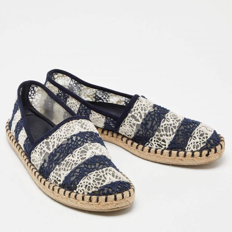 Pre Owned Louis Vuitton Blue/White Crochet Slip On Espadrilles Size 35.5