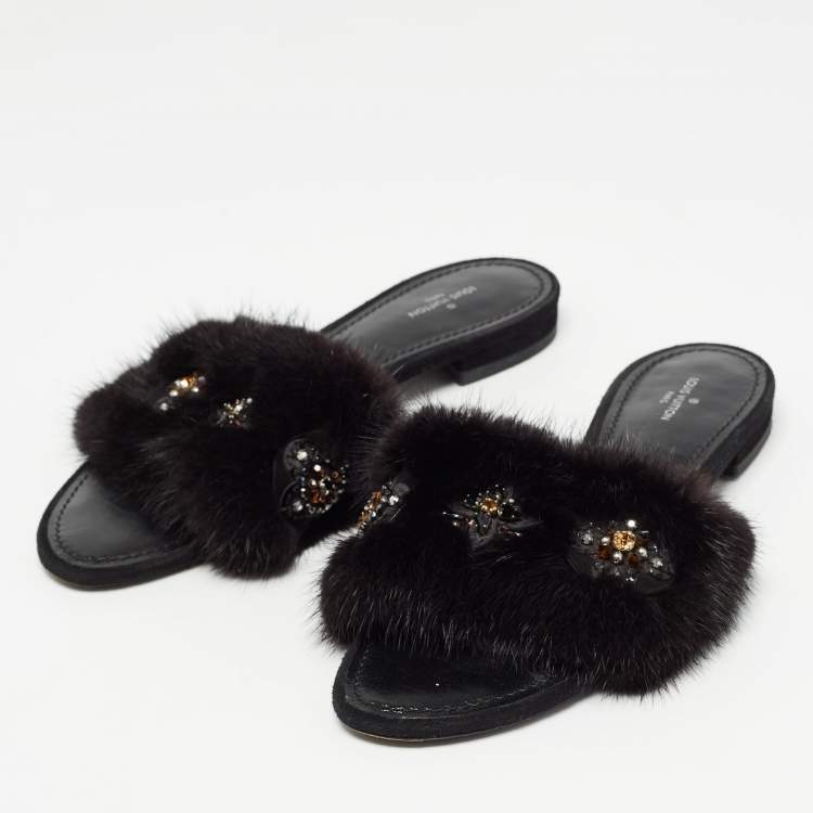 Pre Owned Louis Vuitton Black Fur Crystal Embellished Slide Flats  Size 38.5