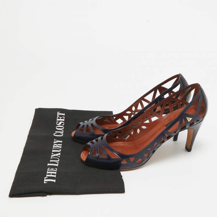 مملوكة مسبقًا Louis Vuitton Navy Blue Leather Peep Toe Cutout Pumps Size 38.5