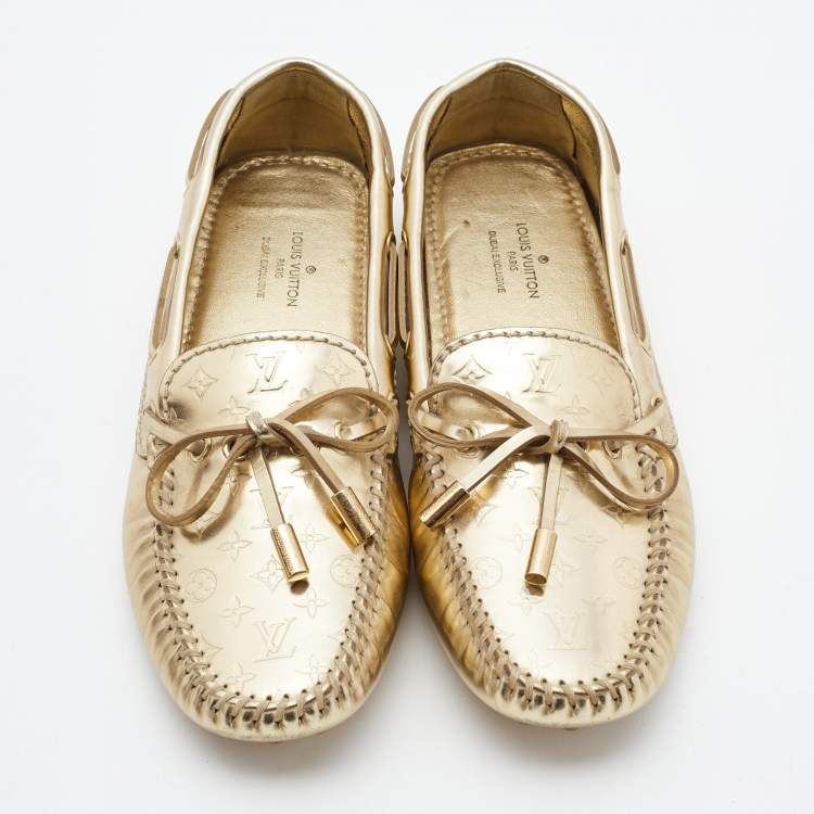 Pre Owned Louis Vuitton Gold Leather Gloria  Loafers Size  35