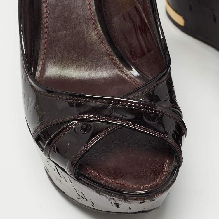 Pre Owned Louis Vuitton Dark Burgundy Monogram Patent Leather Pantheon Wedge Sandals Size 39