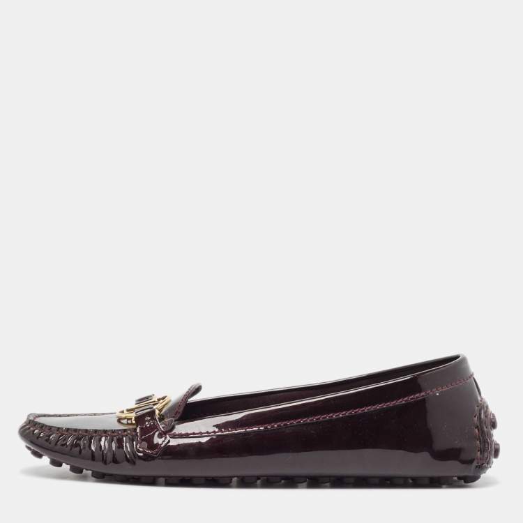Pre Owned Louis Vuitton Burgundy Patent Leather Dauphine Loafers Size 42