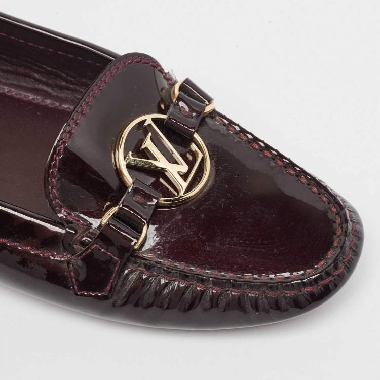 Pre Owned Louis Vuitton Burgundy Patent Leather Dauphine Loafers Size 42