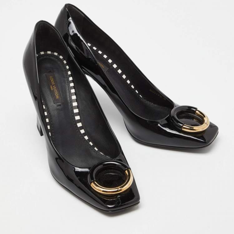 Pre Owned Louis Vuitton Black Patent and Leather Madeleine Pumps Size 39