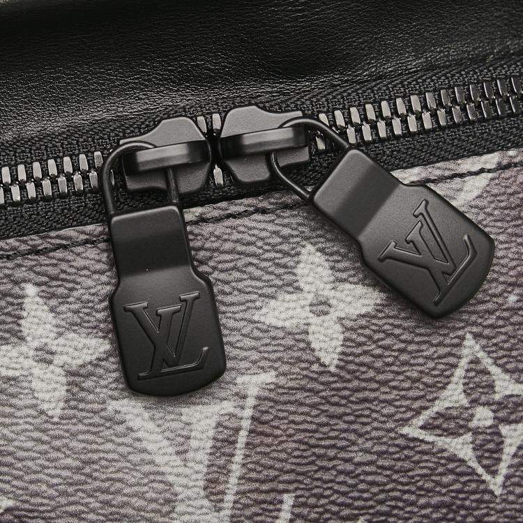 Pre Owned Louis Vuitton Monogram Galaxy Discovery Bumbag
