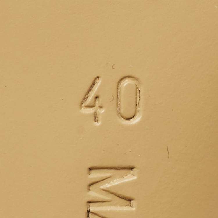 Pre Owned Mach & Mach Pink Patent Leather and PVC Crystal Embellish Double Bow Pumps Size 40