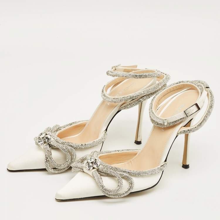 Pre Owned Mach & Mach White Satin Double Bow Crystal Embellished Pumps Size 37