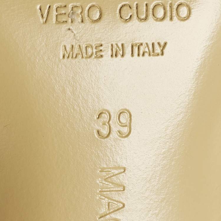 Pre Owned Mach & Mach Size 39 Blue Satin Crystal Heart Pumps