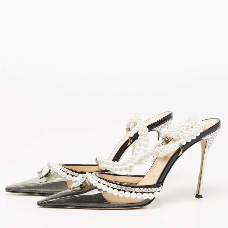 Pre Owned Mach & Mach Black PVC And Patent Leather Diamond of Elizabeth Imitation Pearl Sandals Size 39.5