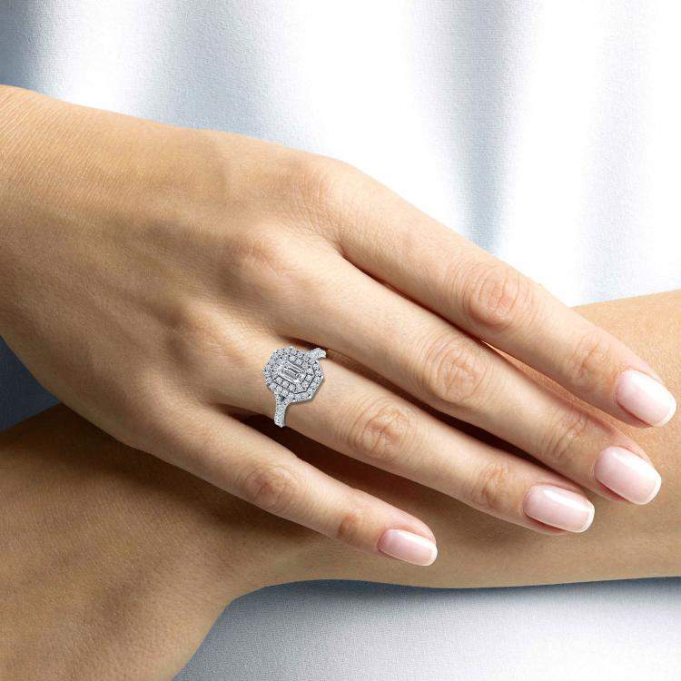 Pre Owned 14Kw Double Halo Ldg On Split Shank Bridal Ring (1.25 Ct 5/8 Ctr) EU 48