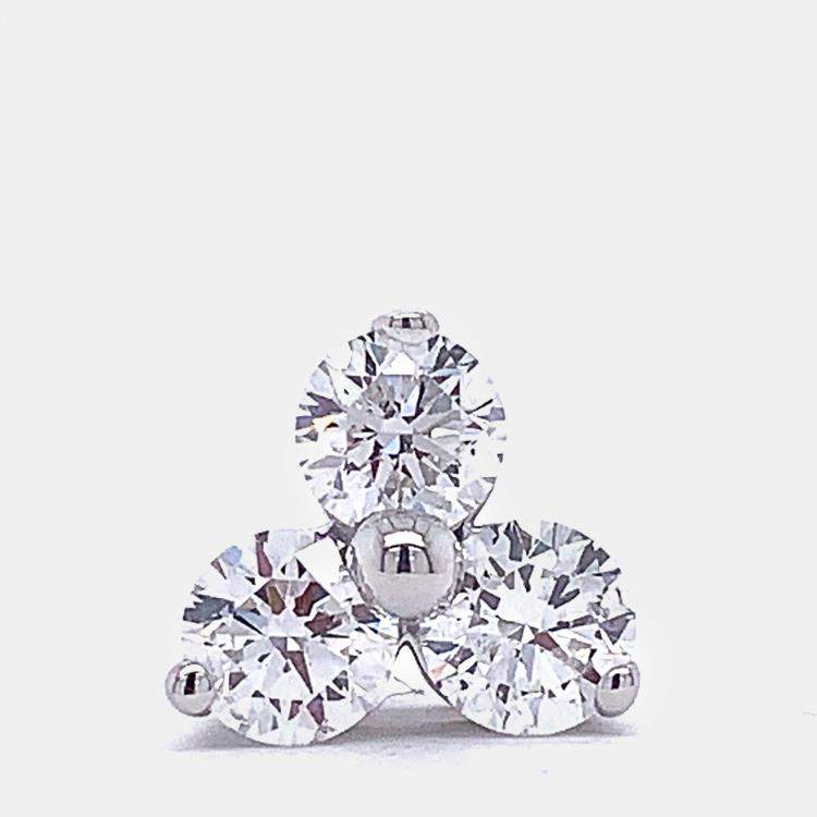 Pre Owned 10K 3 Stone Clover Pendant (1/2 Ctw)