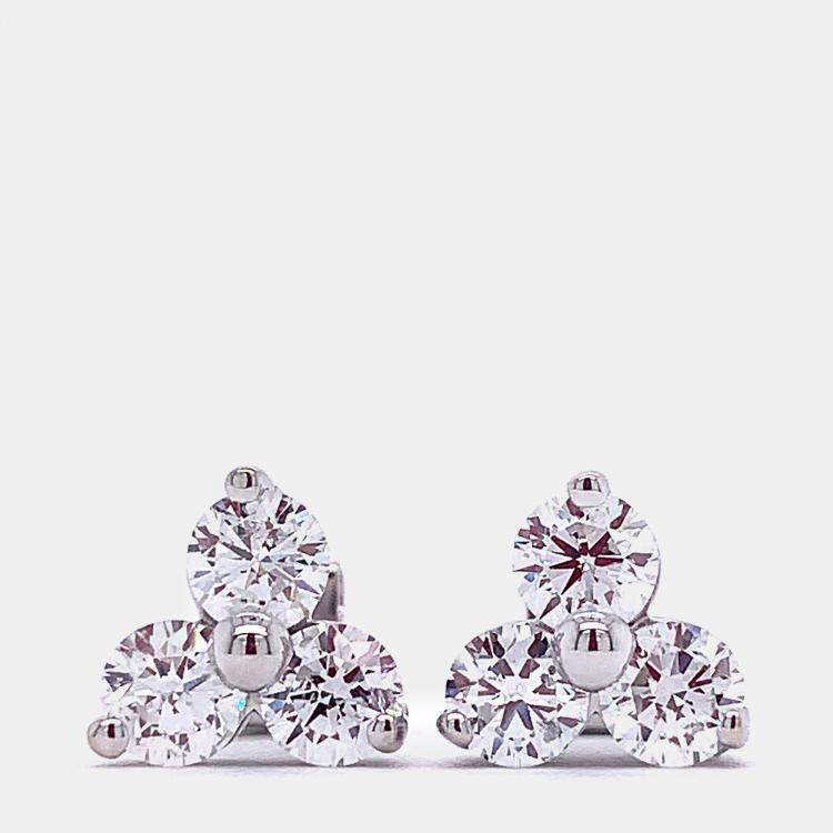 Pre Owned 10K 3 Stone Clover Cluster Earrings (1 Ctw)