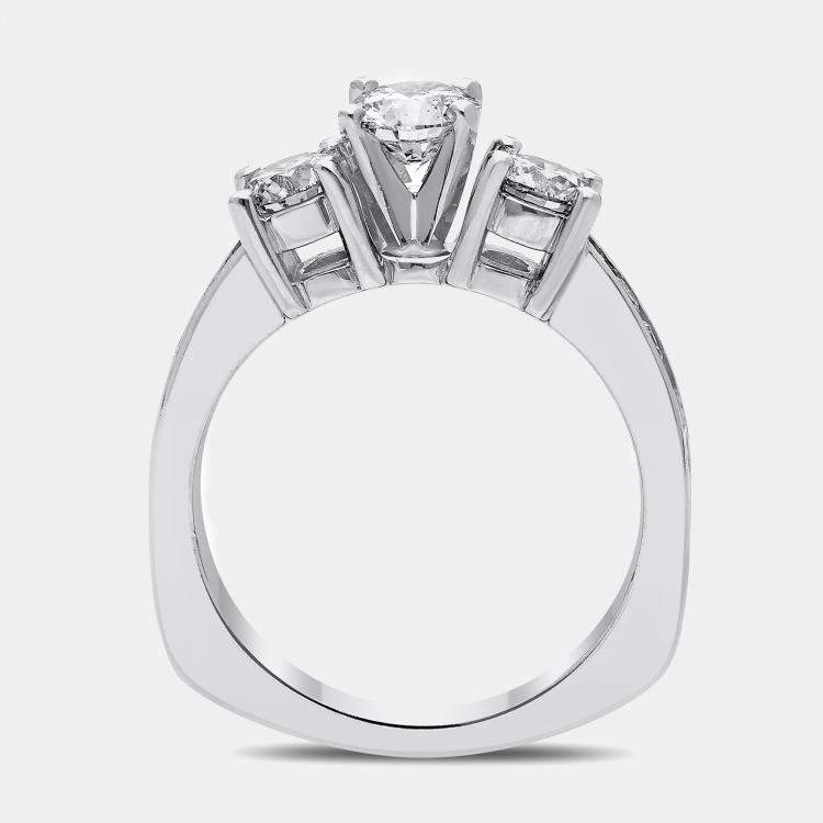 Pre Owned 14K Round Three Stone Ring (1 1/2 ctw) US 7