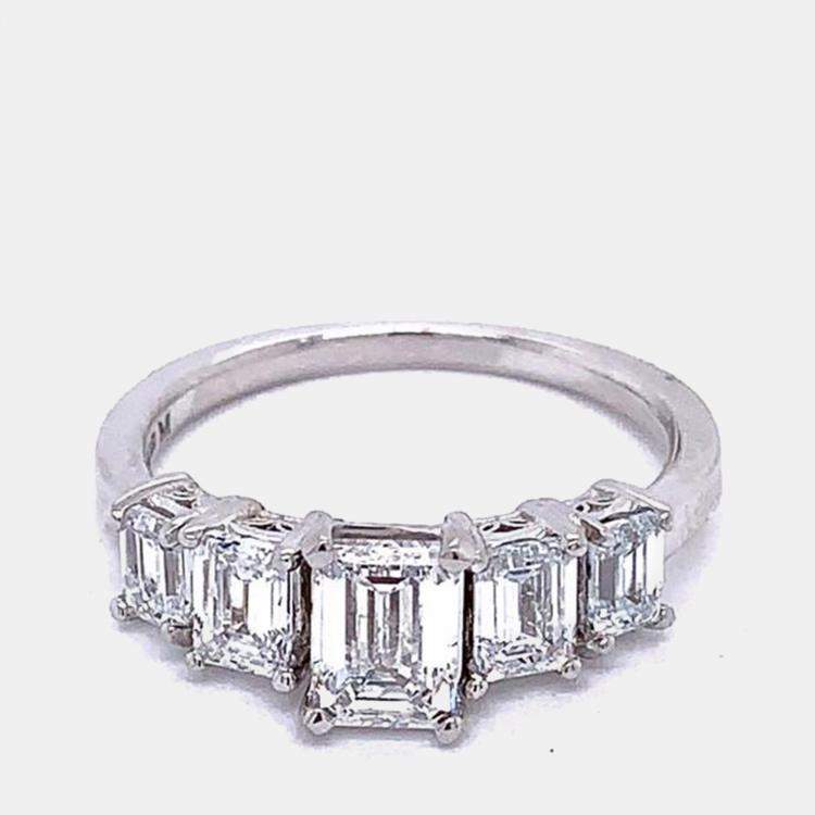 Pre Owned 14K Lab Grown Diamonds Emerald Solitaire Ring (1 1/2ctw) US 7