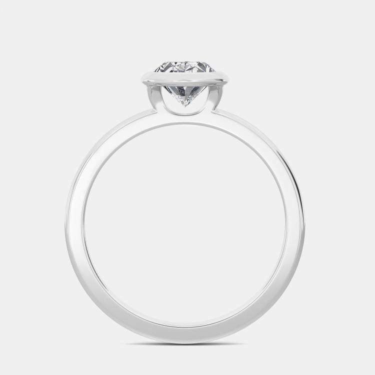 Pre Owned 14K Bezel Oval Solitaire Ring (1 ctw) US 7