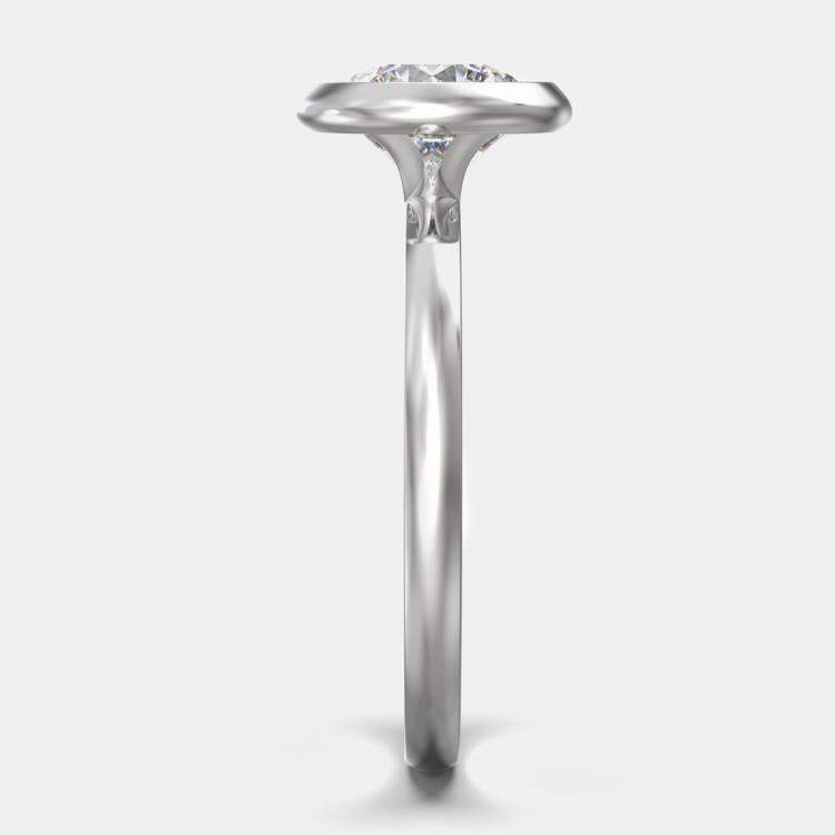 Pre Owned 14K White Gold Bezel Set Round Solitaire Ring (1.50 ctw) US 7