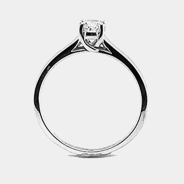 Pre Owned 14K Oval Cut Plain Solitaire Hump Bridal Ring (0.50 Ctw) US 7