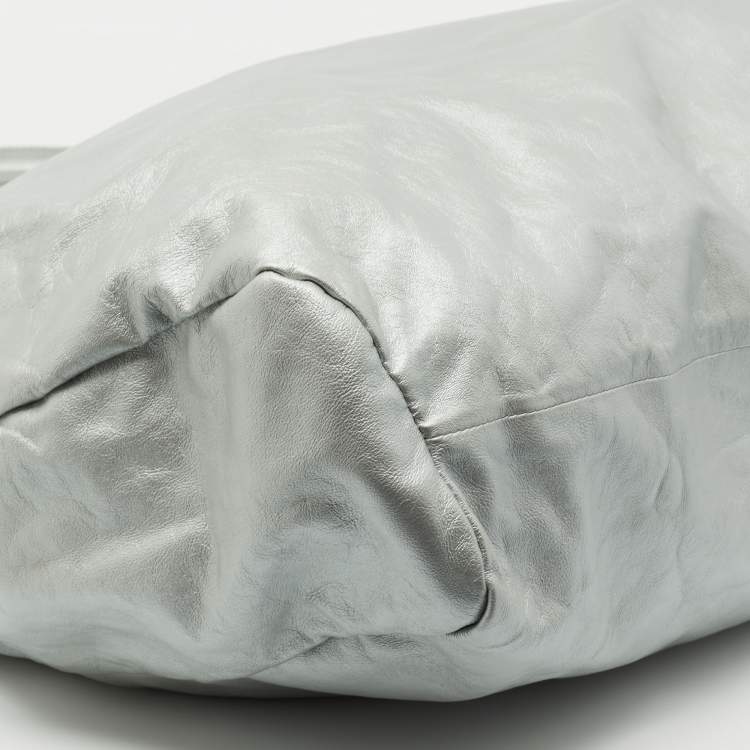 Pre Owned Maison Martin Margiela Silver Leather Shoulder Bag